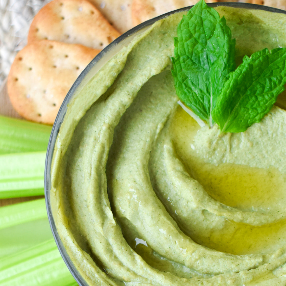 Hummus met groene superfood van gezondheidsmerk KIANO