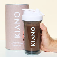 Blijf gehydrateerd en energiek met KIANO's stijlvolle shakerfles